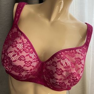 42E Pink lace tshirt bra with soft lining